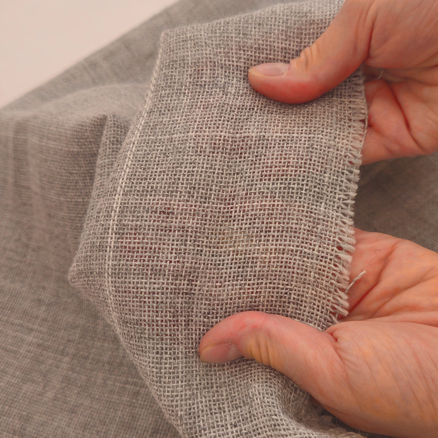 Professional Grey Tufting Cloth